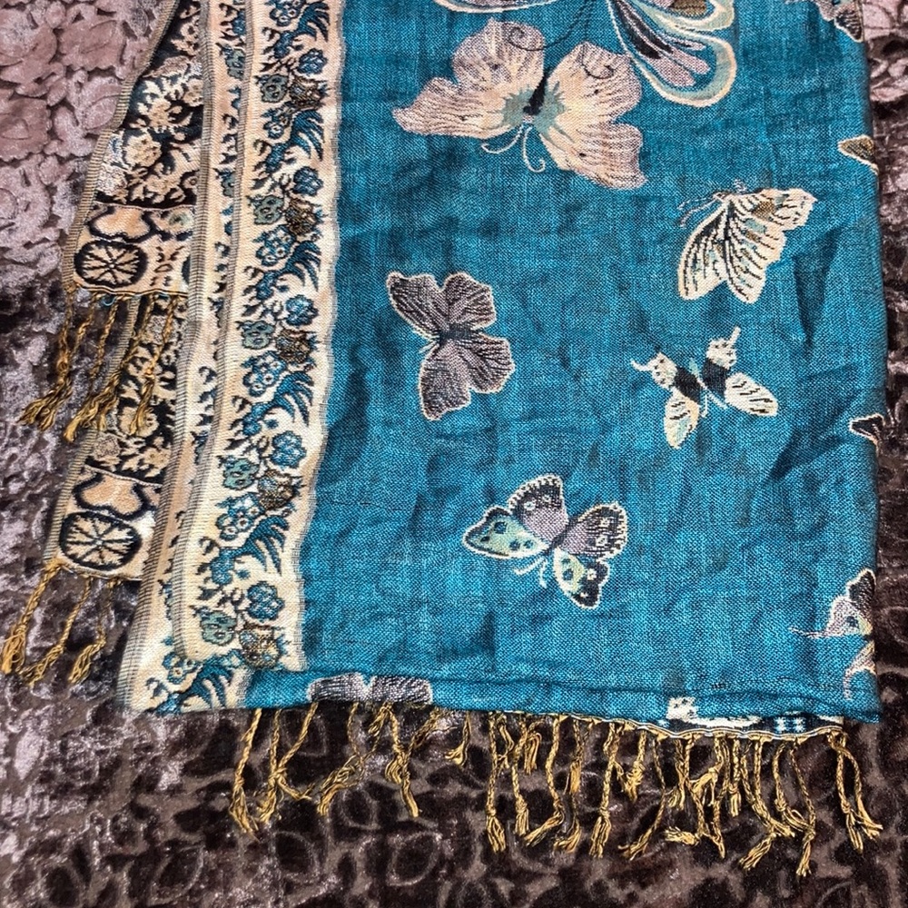 Two sided Indian shawl